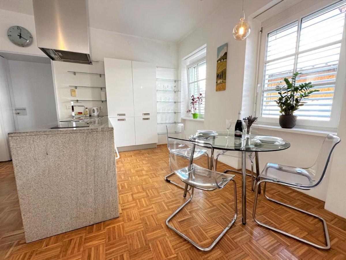 Charming Starry Night Apartment Liubliana Exterior foto